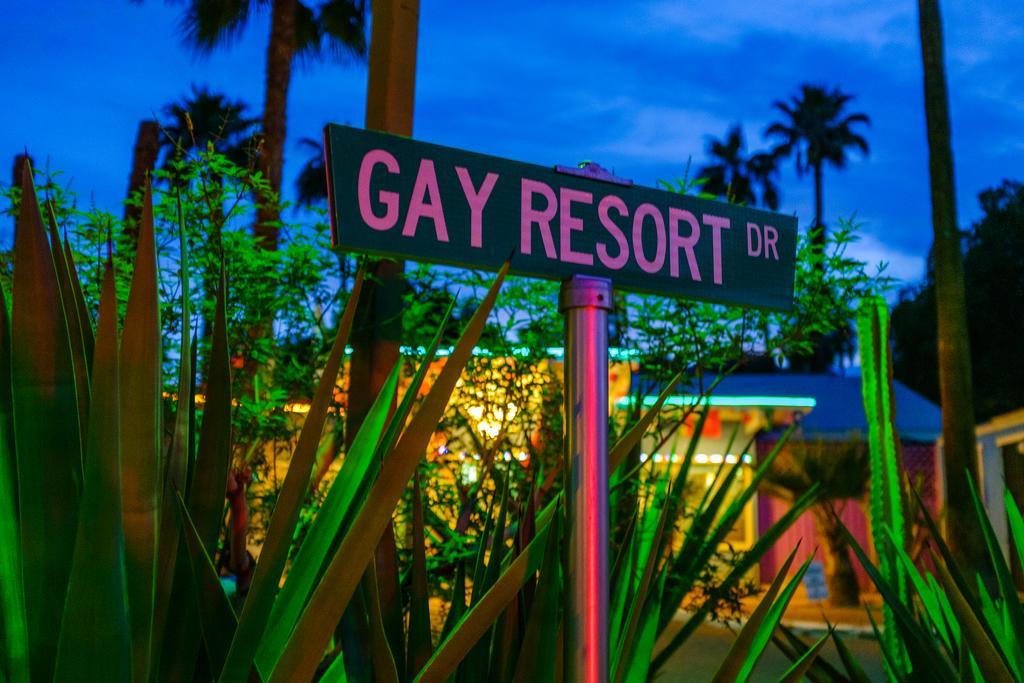 Ccbc Resort Hotel - A Gay Men'S Resort Cathedral City Exteriör bild